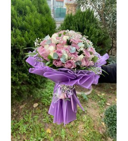 Lila ve Beyaz Gül Buketi 1